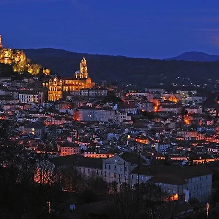 Familial En Pleine Nature Avec Cour Privee, Wi-fi Et Proche Randonnees A - Fr-1-582-132