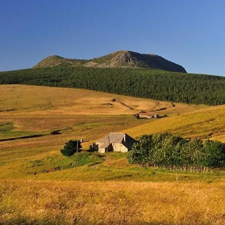 Semesterbostad Familial En Pleine Nature Avec Cour Privee, Wi-fi Et Proche Randonnees A - Fr-1-582-132